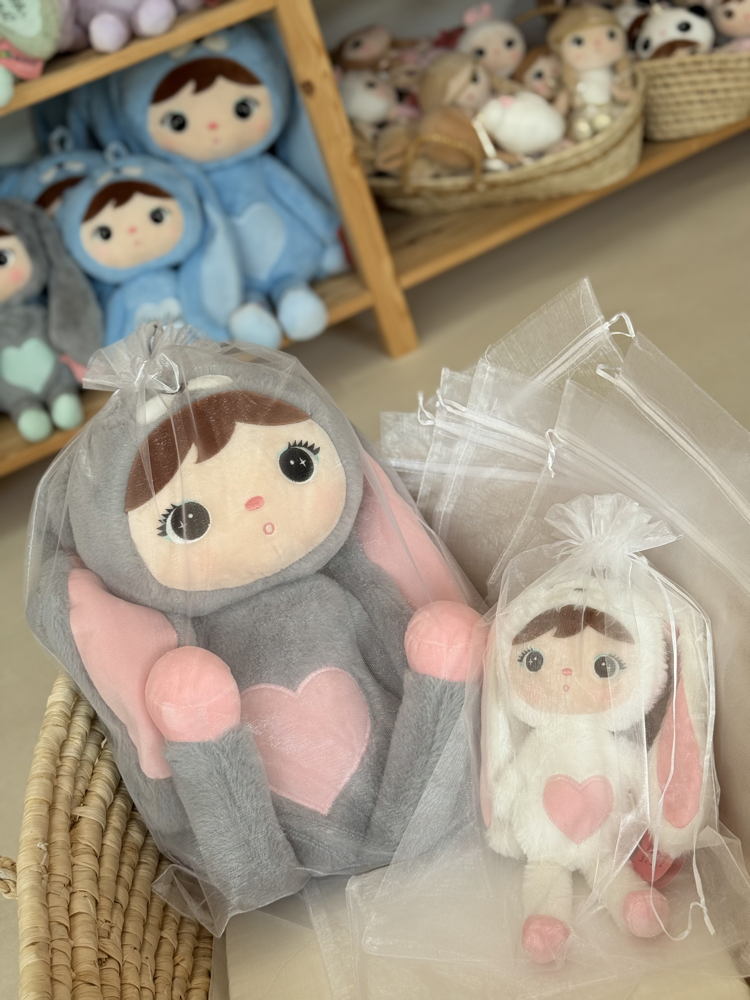 Biały woreczek prezentowy z organzy – rozmiar L (35 × 49 cm) - obrazek 2