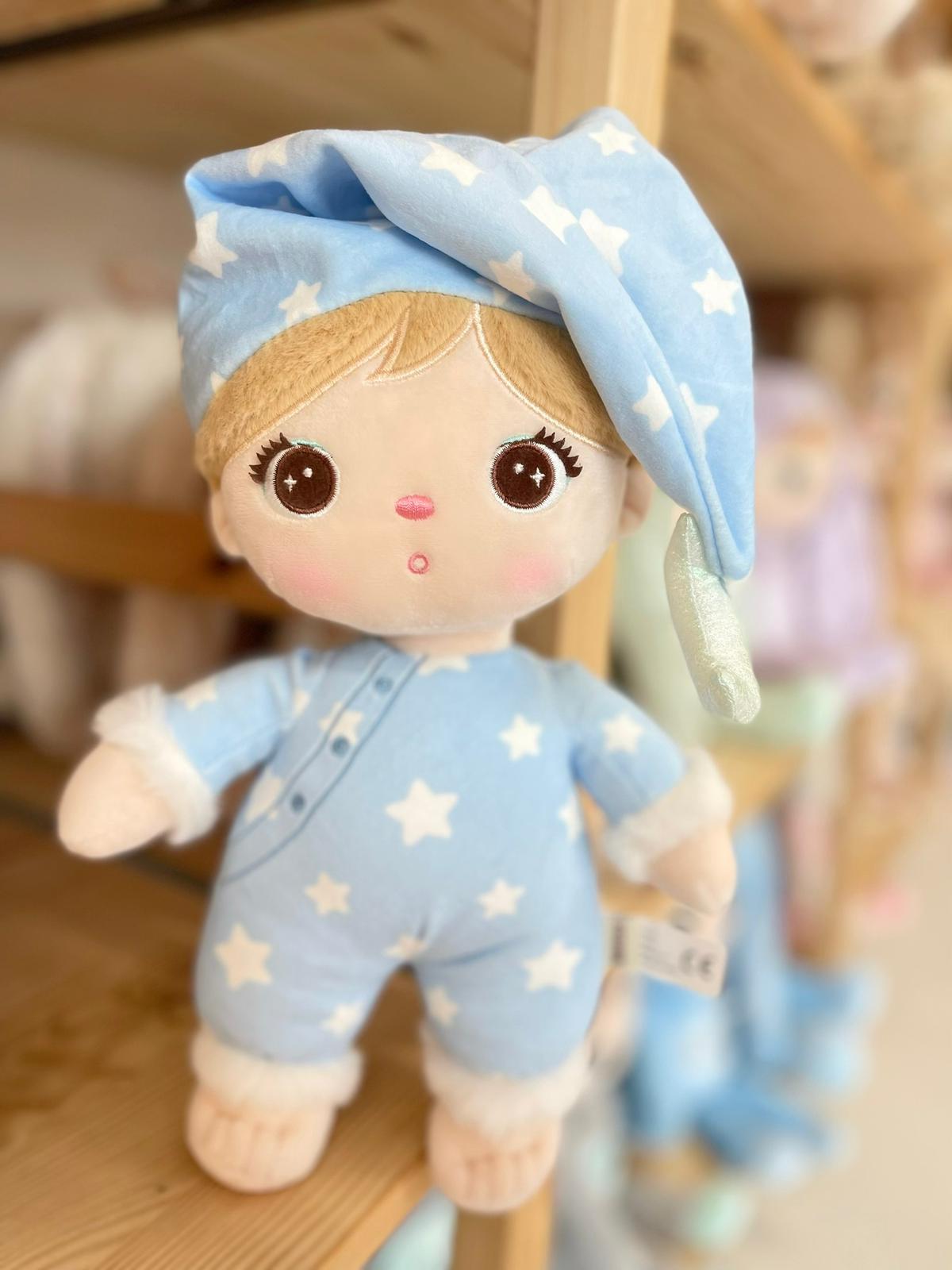 Chłopiec w piżamce 30 cm Metoo - obrazek 3