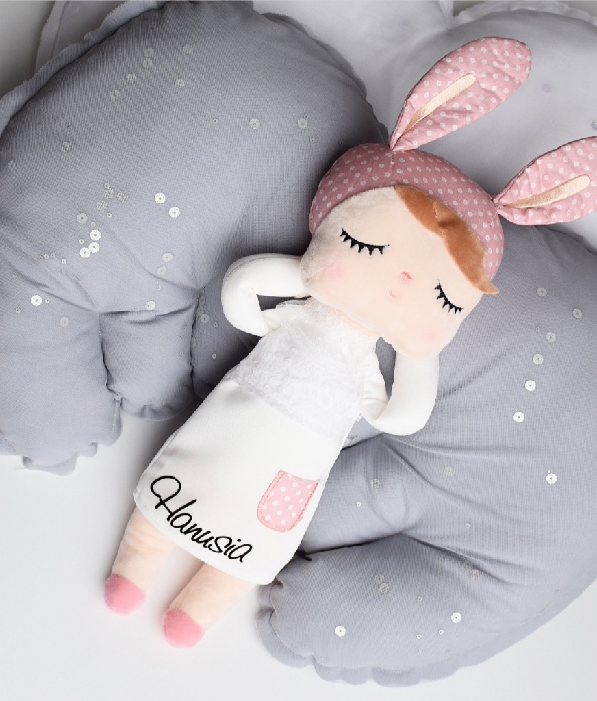 Lalka Metoo w białej sukience - obrazek 10