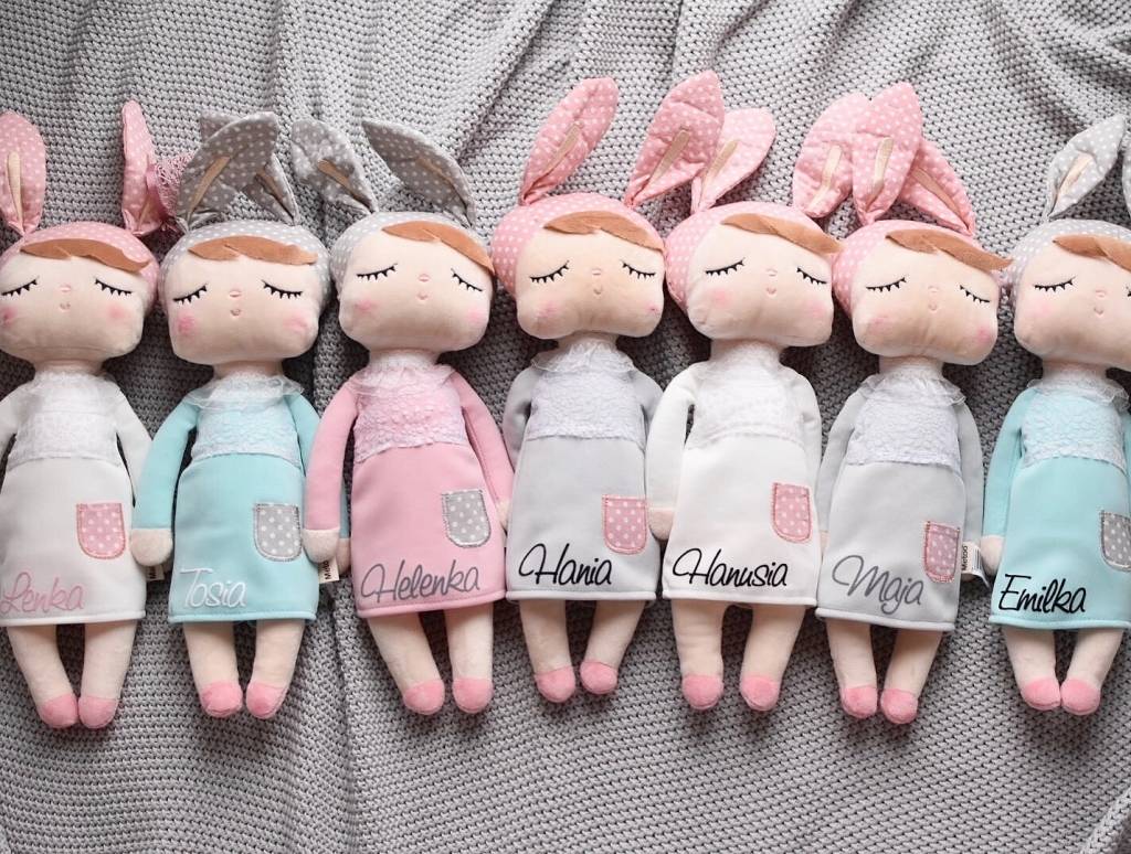 Lalka Metoo w białej sukience - obrazek 14