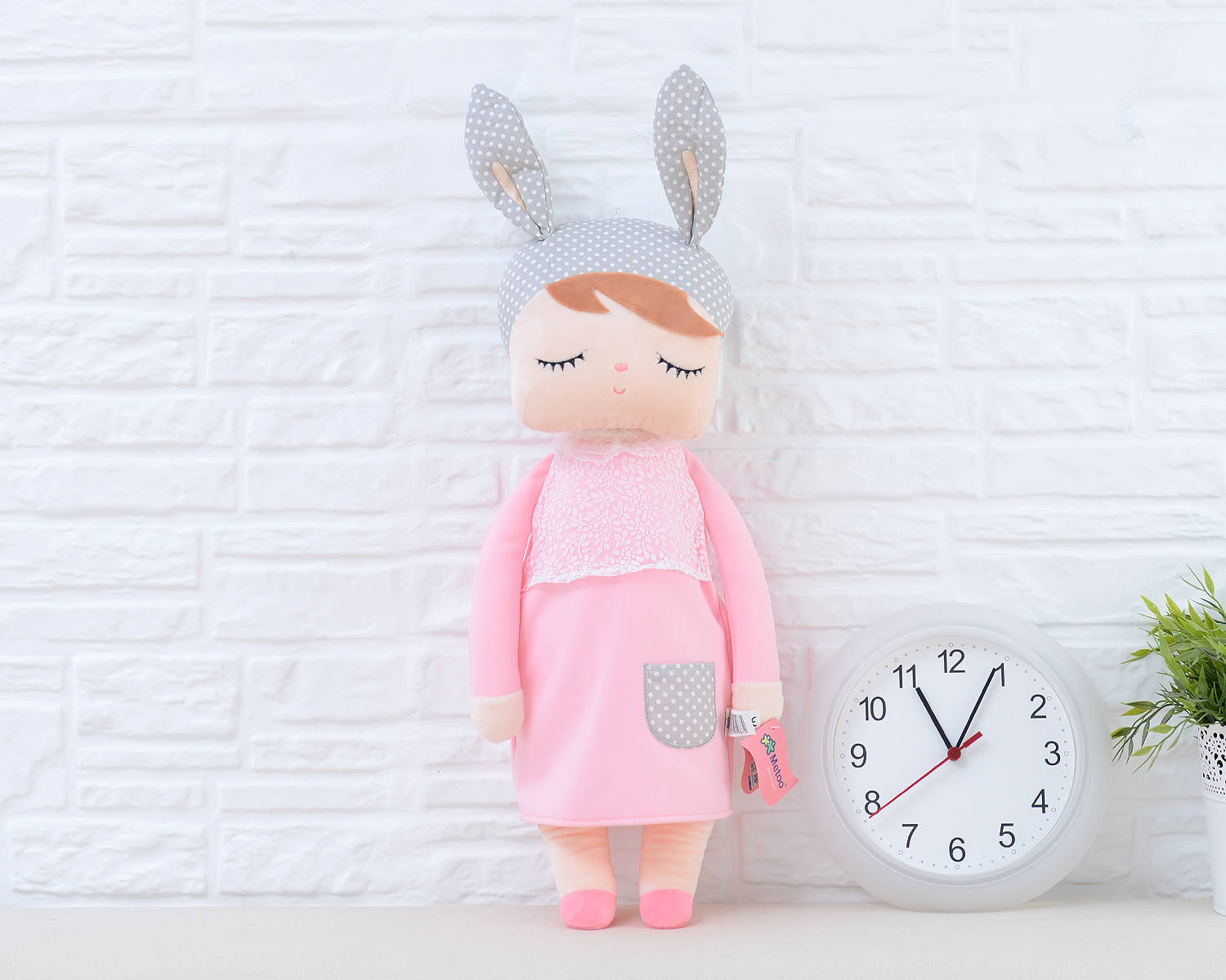 Lalka Metoo w różowej sukience XL - obrazek 6