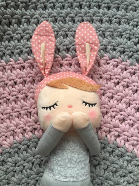 Lalka Metoo w szarej sukience - obrazek 17