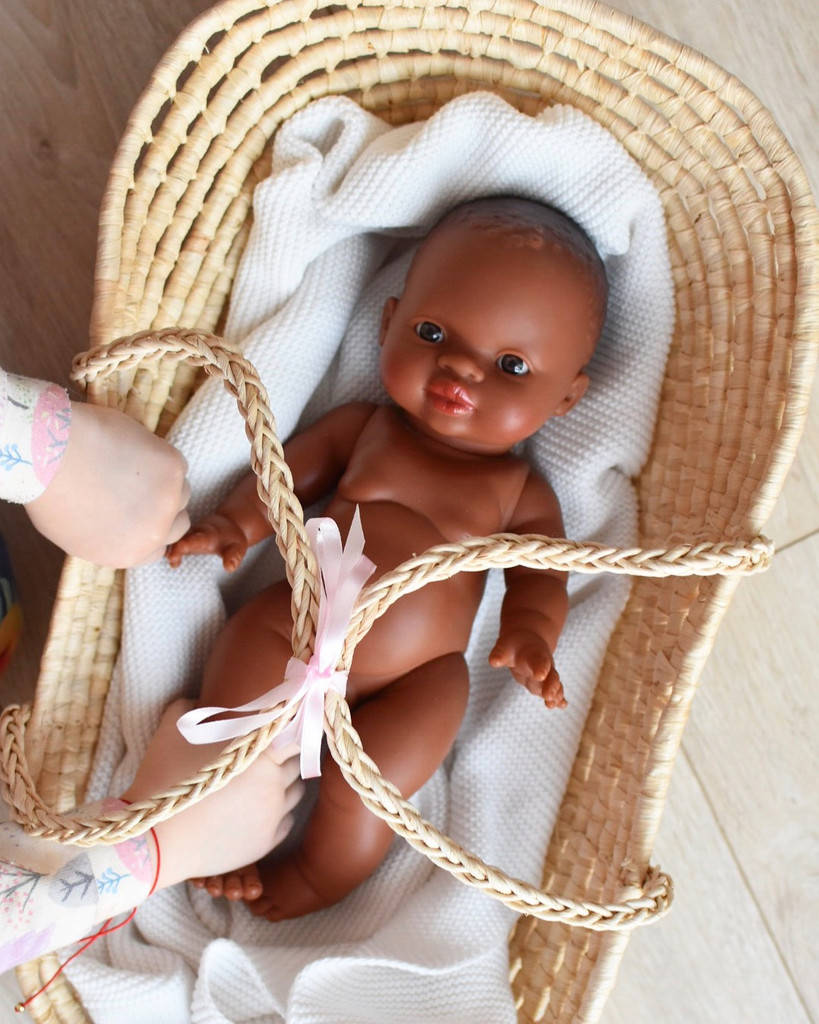 Nosidełko wiklinowe dla lalek - kosz Mojżesza - obrazek 14