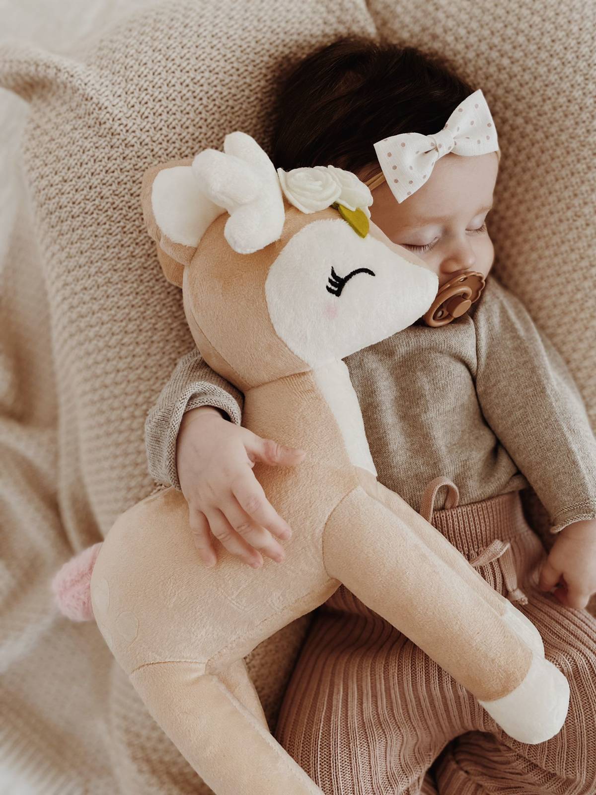 Pluszowa Sarenka z kremowym wianuszkiem - Duża - obrazek 14