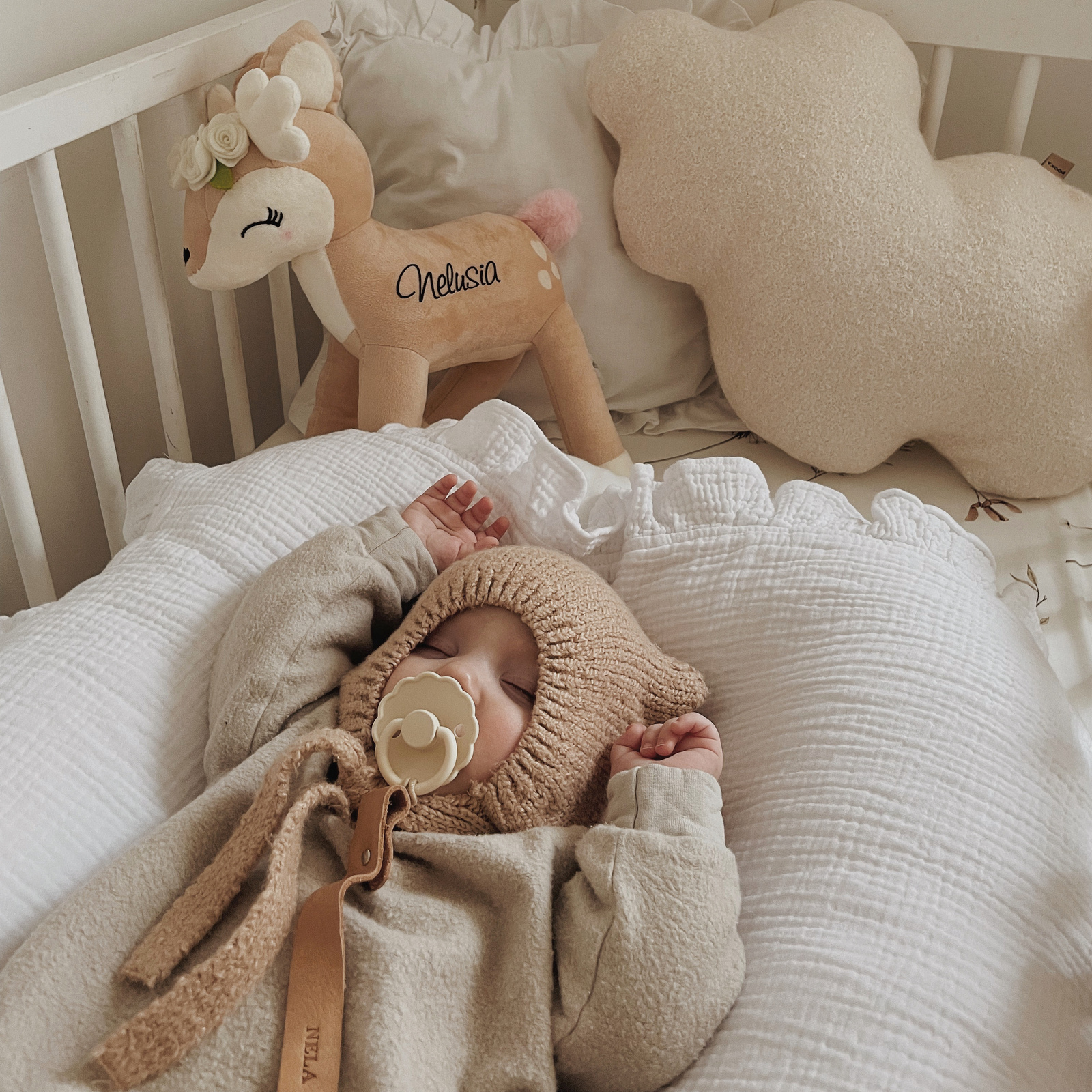 Pluszowa Sarenka z kremowym wianuszkiem - Duża - obrazek 15